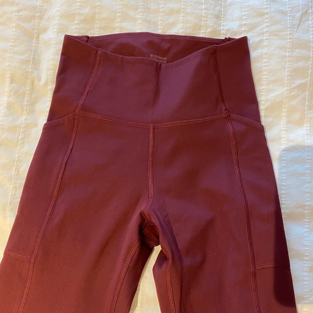 Girlfriend Collective High Rise Pocket Legging in Mulberry - Picture 3 of 8
